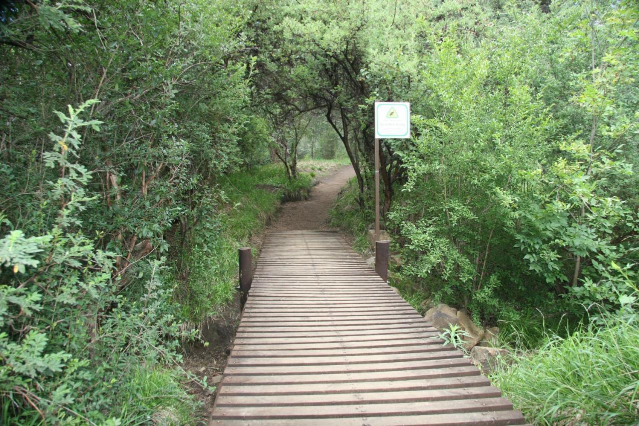 The Gate Guesthouse Clarens Esterno foto