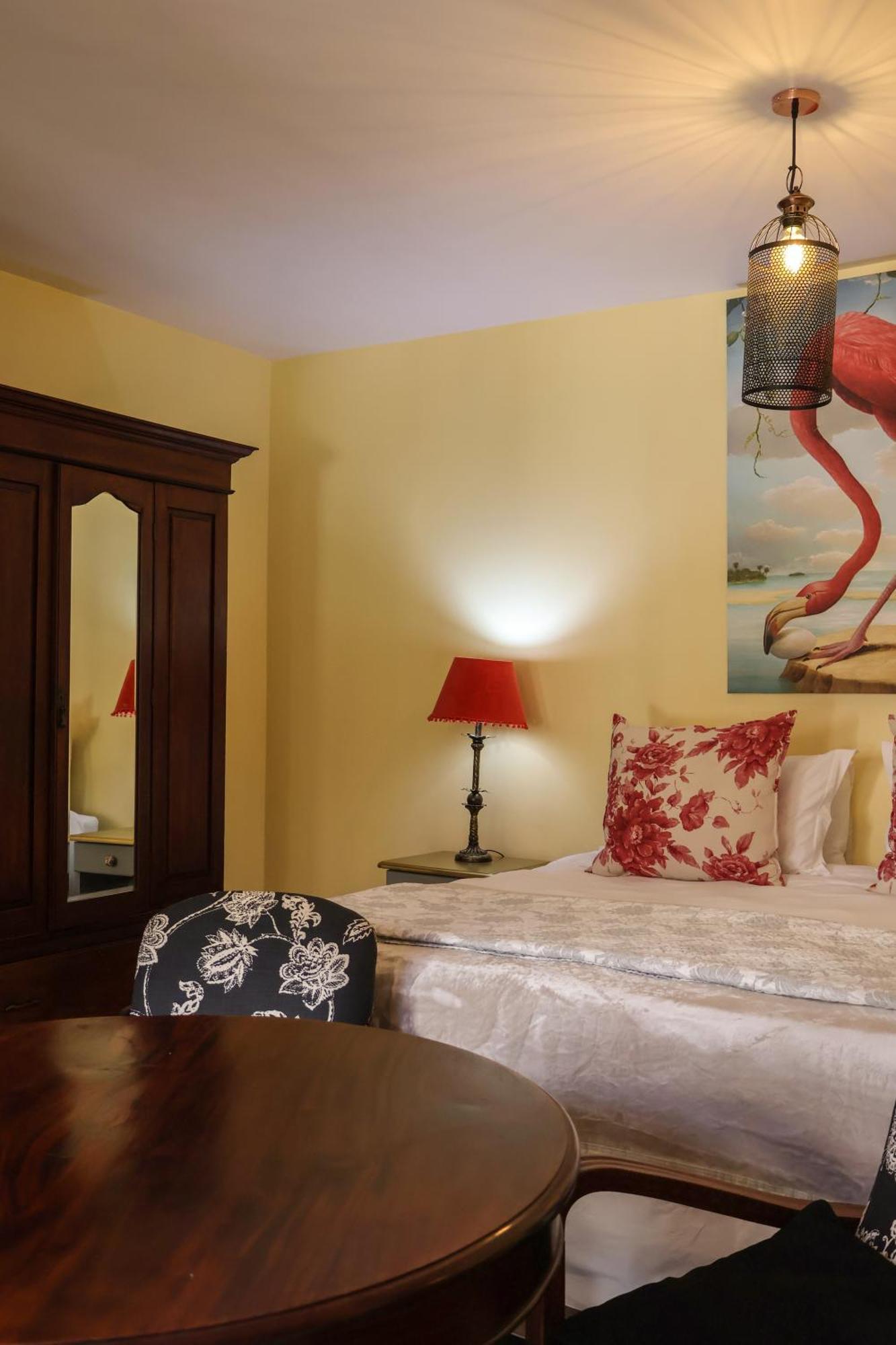 The Gate Guesthouse Clarens Esterno foto